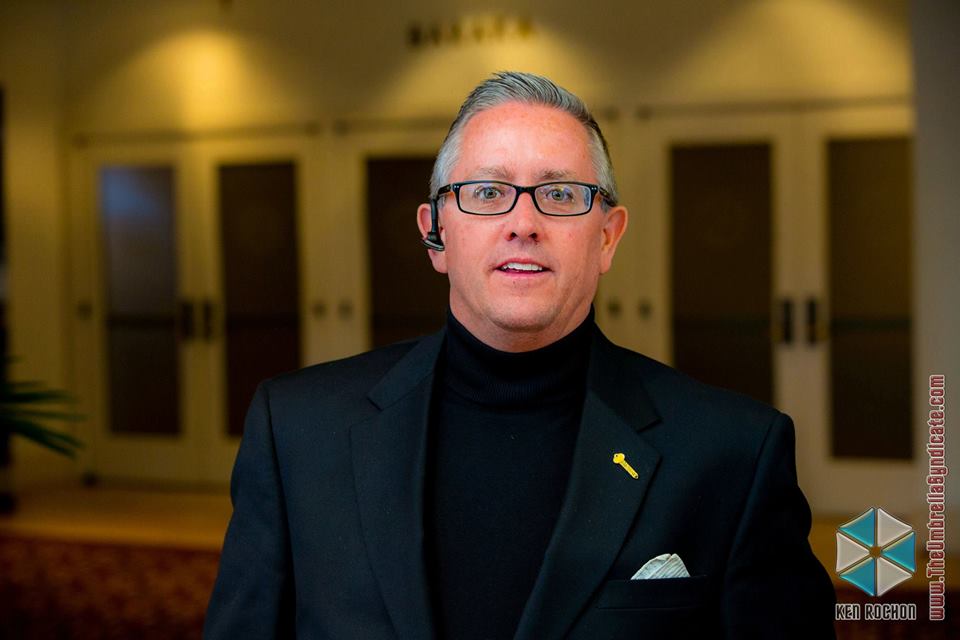 Dr. Jeffrey Magee